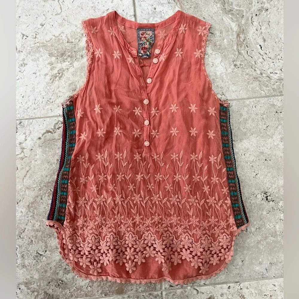 Johnny Was Embroidered Floral Boho Malin Tank in Coral, size XS